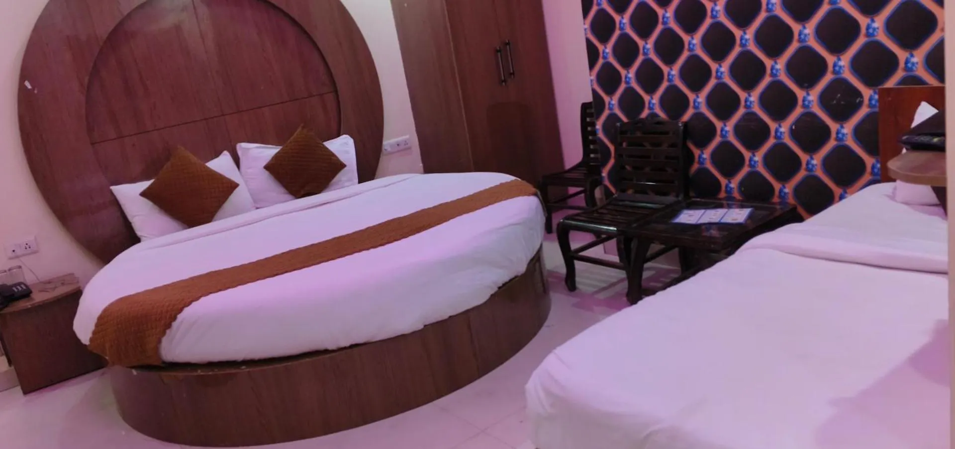 Hotel Madhu Palace Near Delhi Airport 3*, New Delhi India